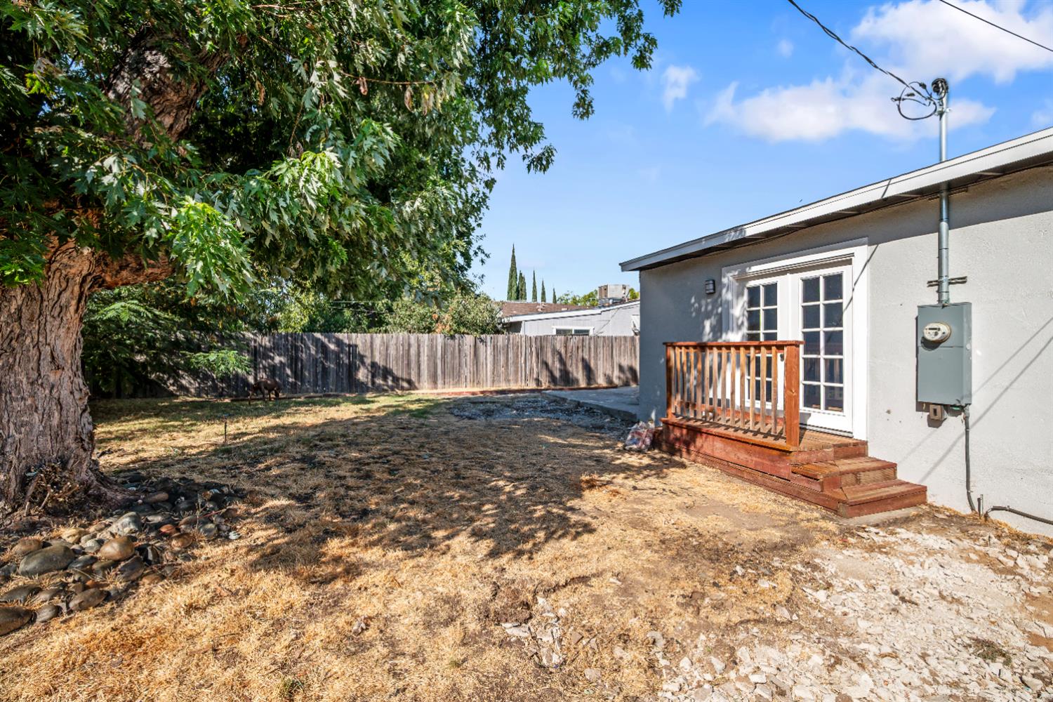 2513 Anna Way
