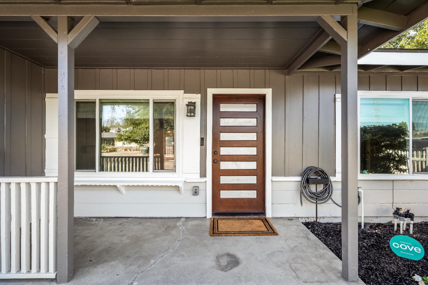 2513 Anna Way