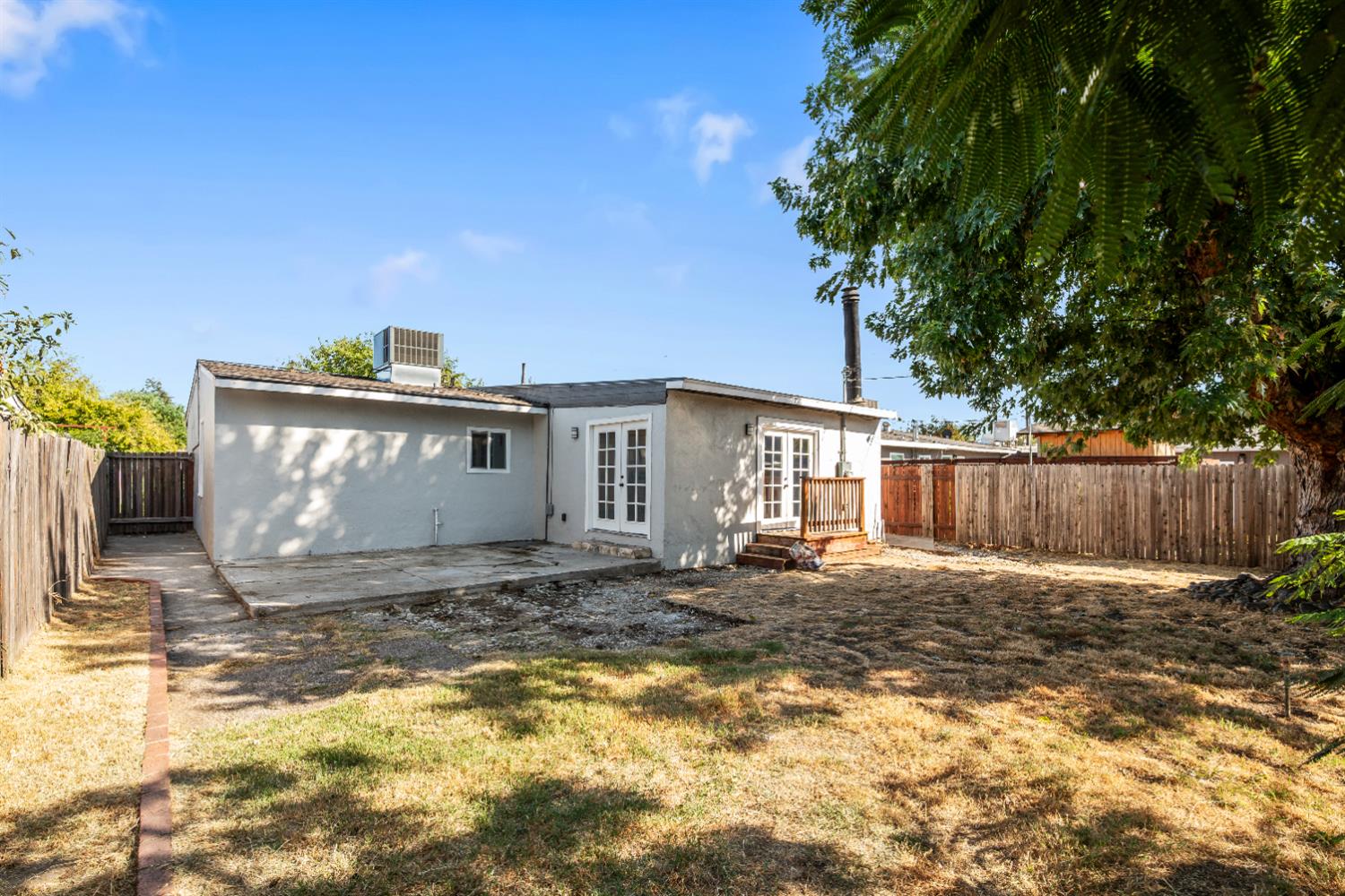 2513 Anna Way