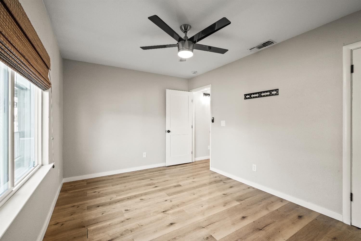 2513 Anna Way