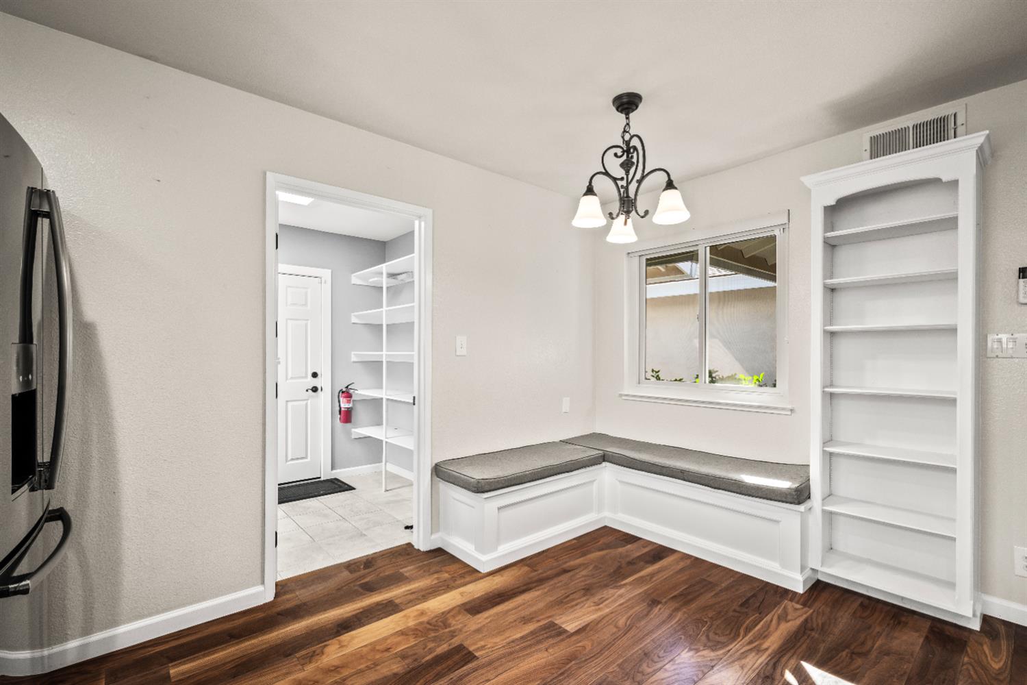 5021 Waterbury Way