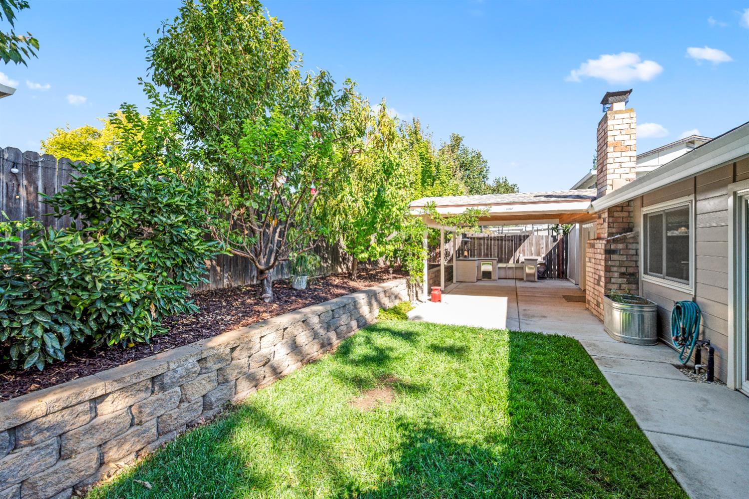 5021 Waterbury Way