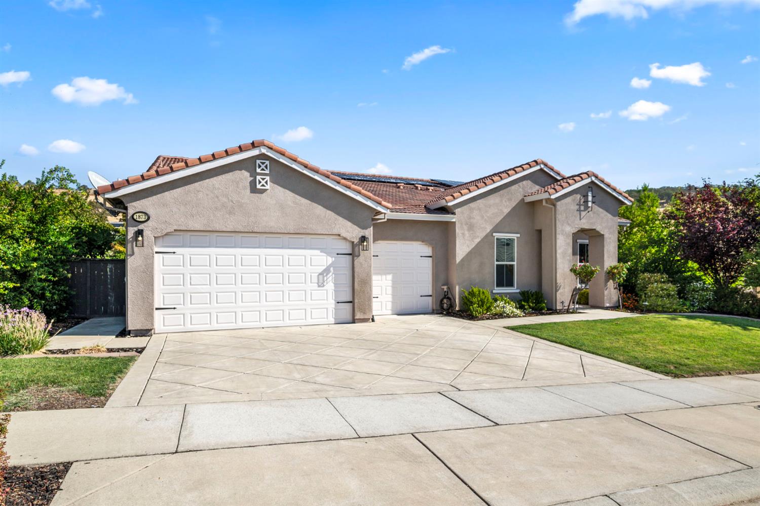 1873 Brandywood Way