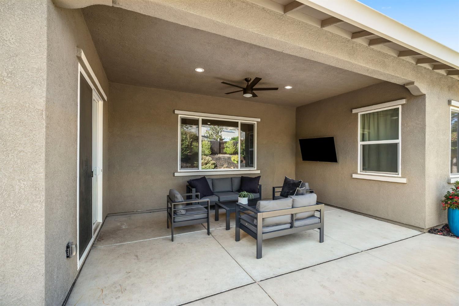 1873 Brandywood Way