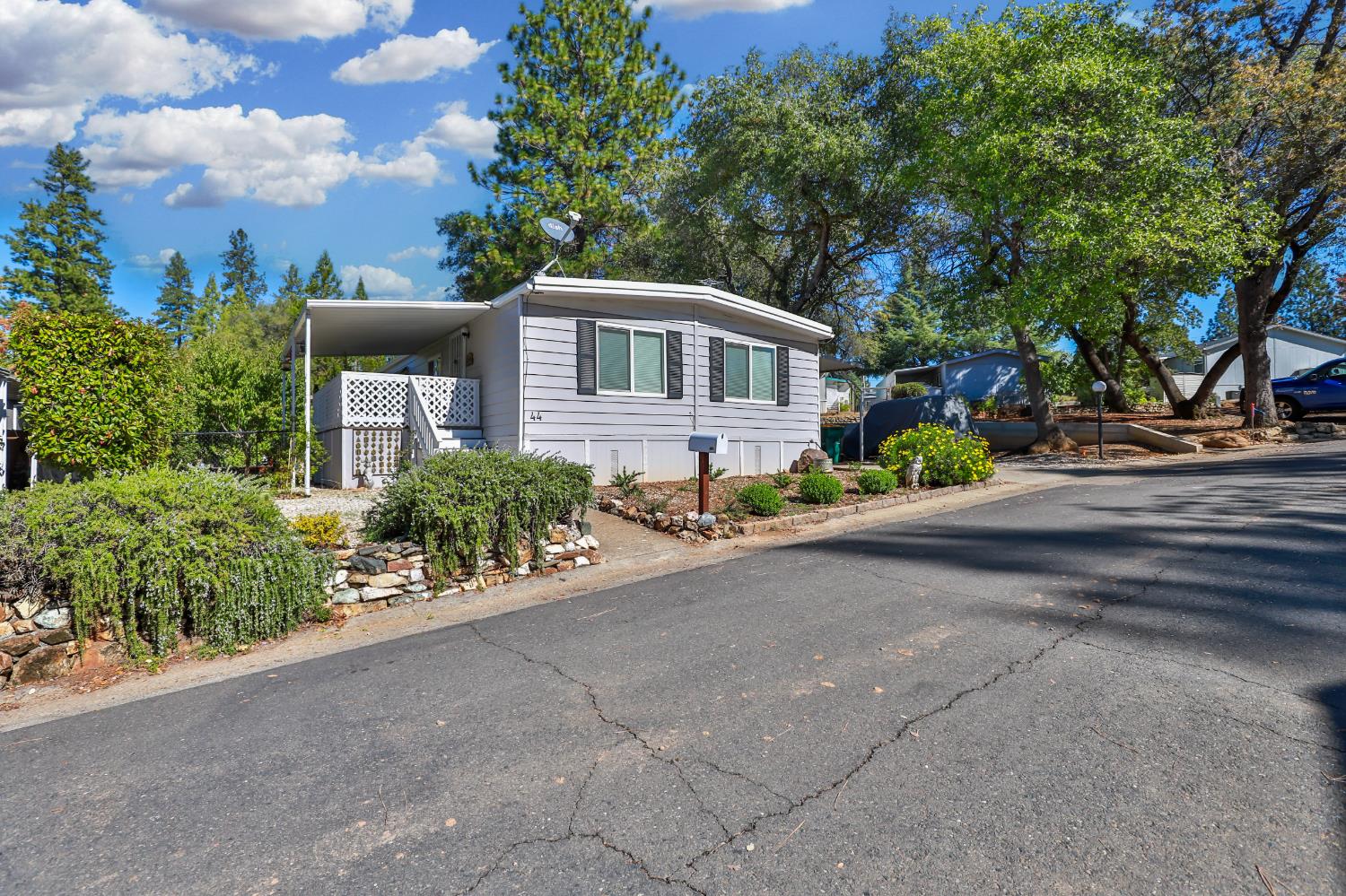 3550 China Garden Road 44