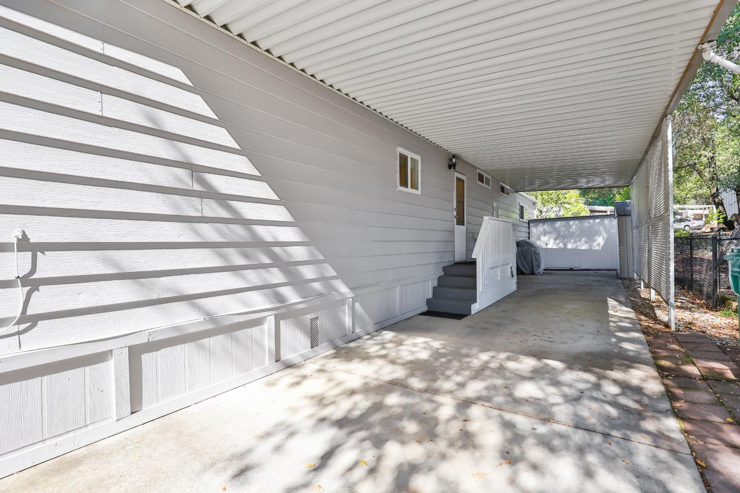 3550 China Garden Road 44