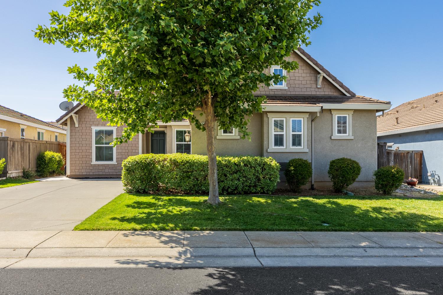 5425 Mossy Stone Way