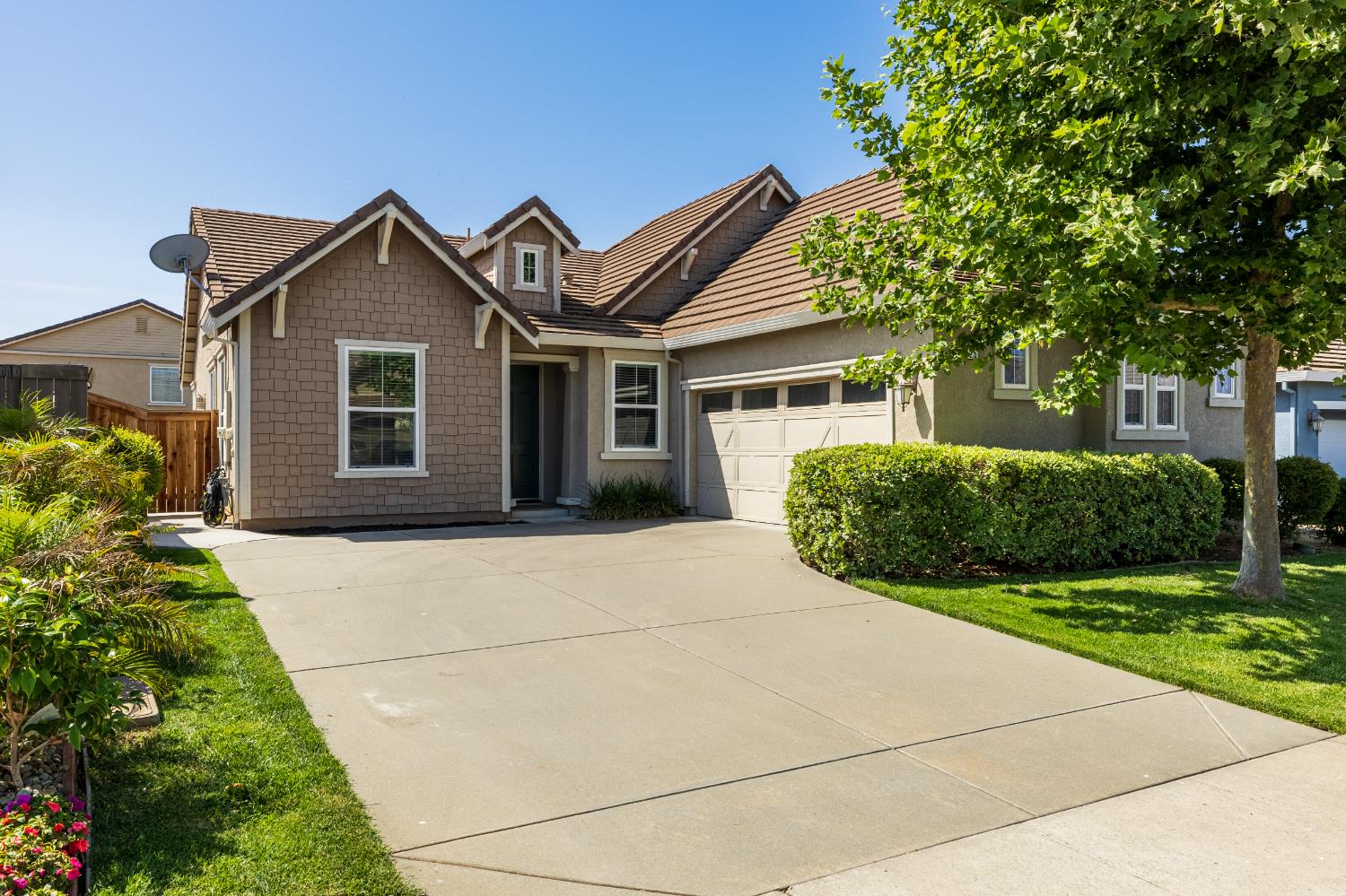 5425 Mossy Stone Way