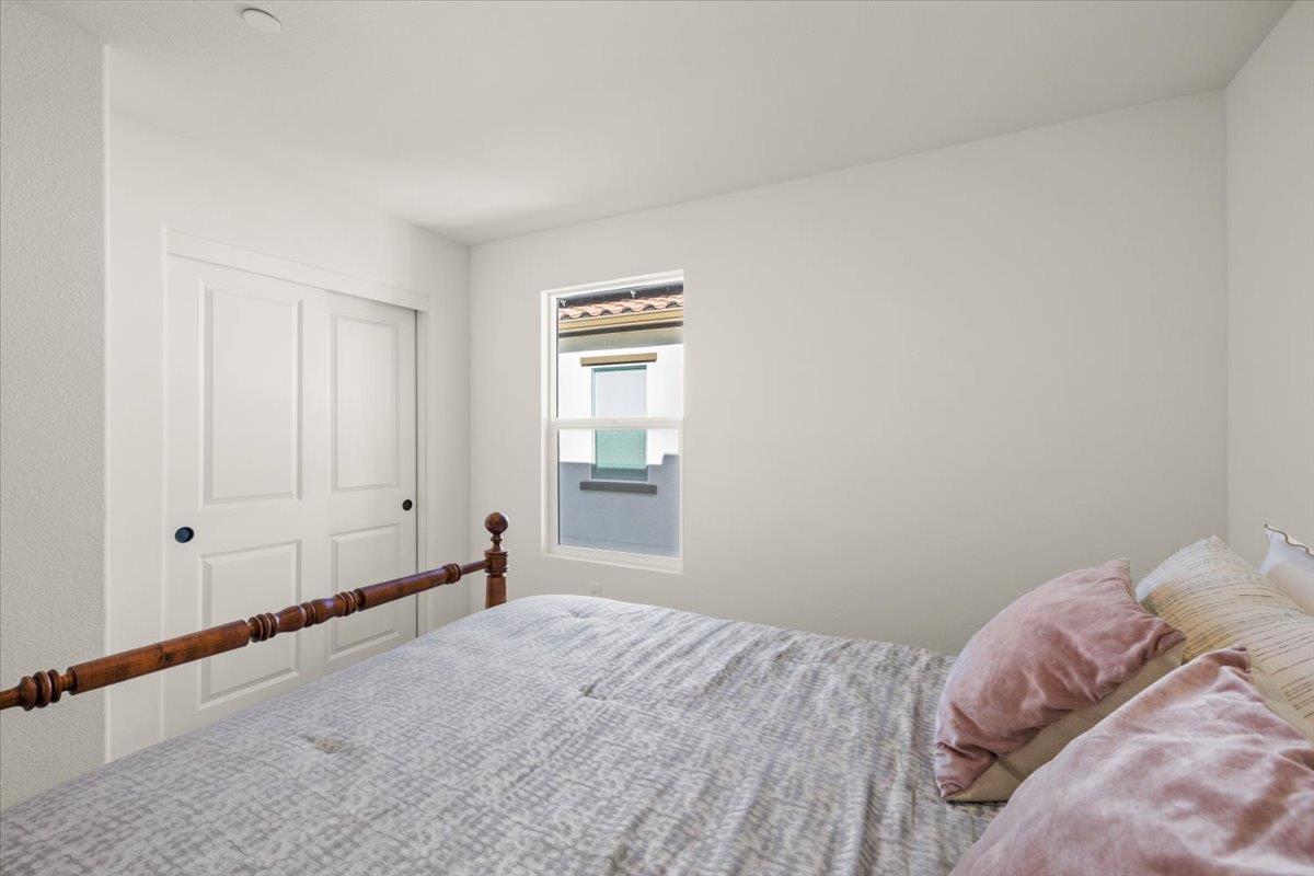 3193 Arbor View Drive