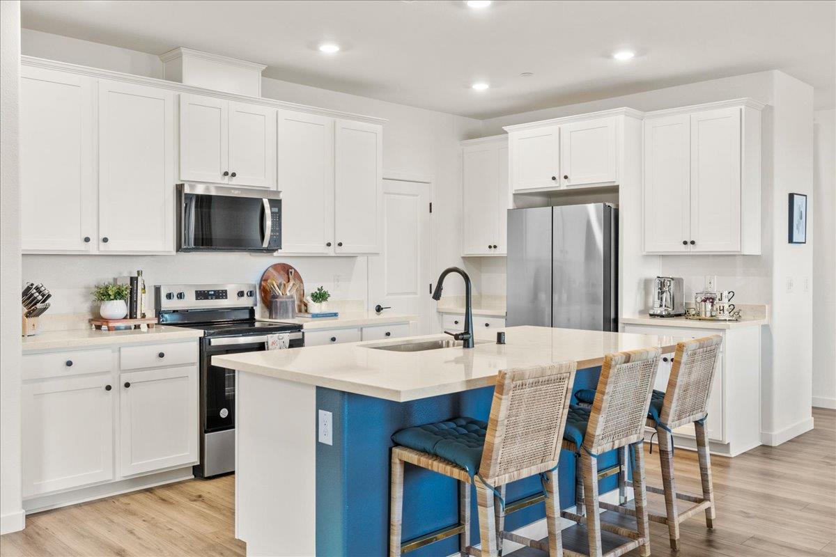 3193 Arbor View Drive