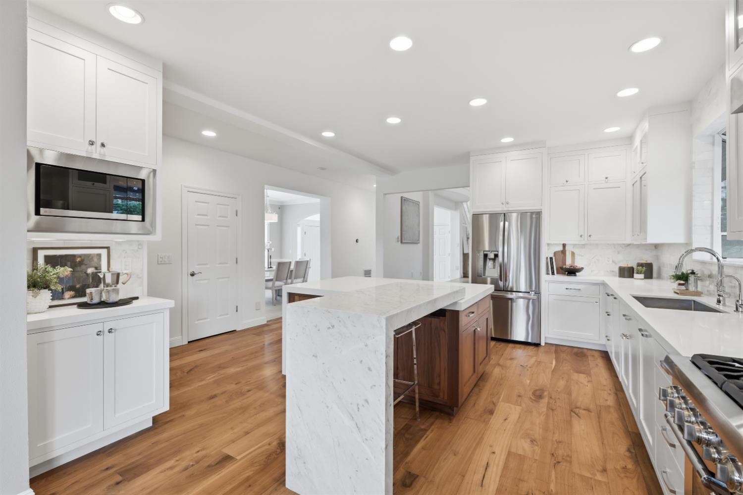 2201 Ellesworth Place