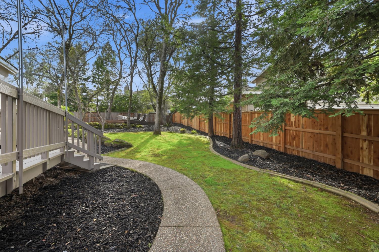 2201 Ellesworth Place