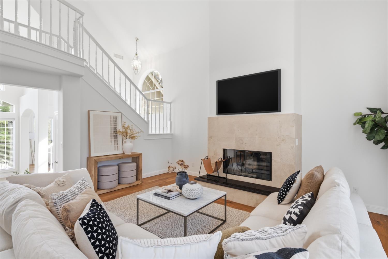 2201 Ellesworth Place