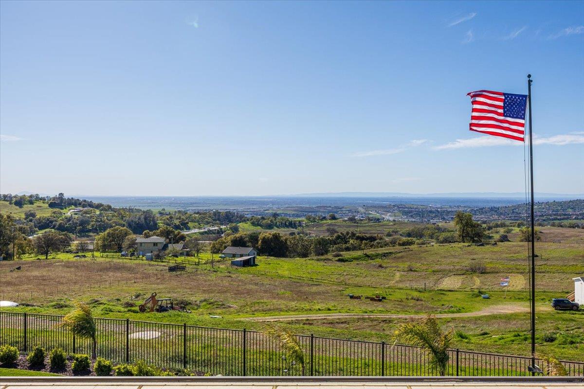 3004 Tierra De Dios Drive