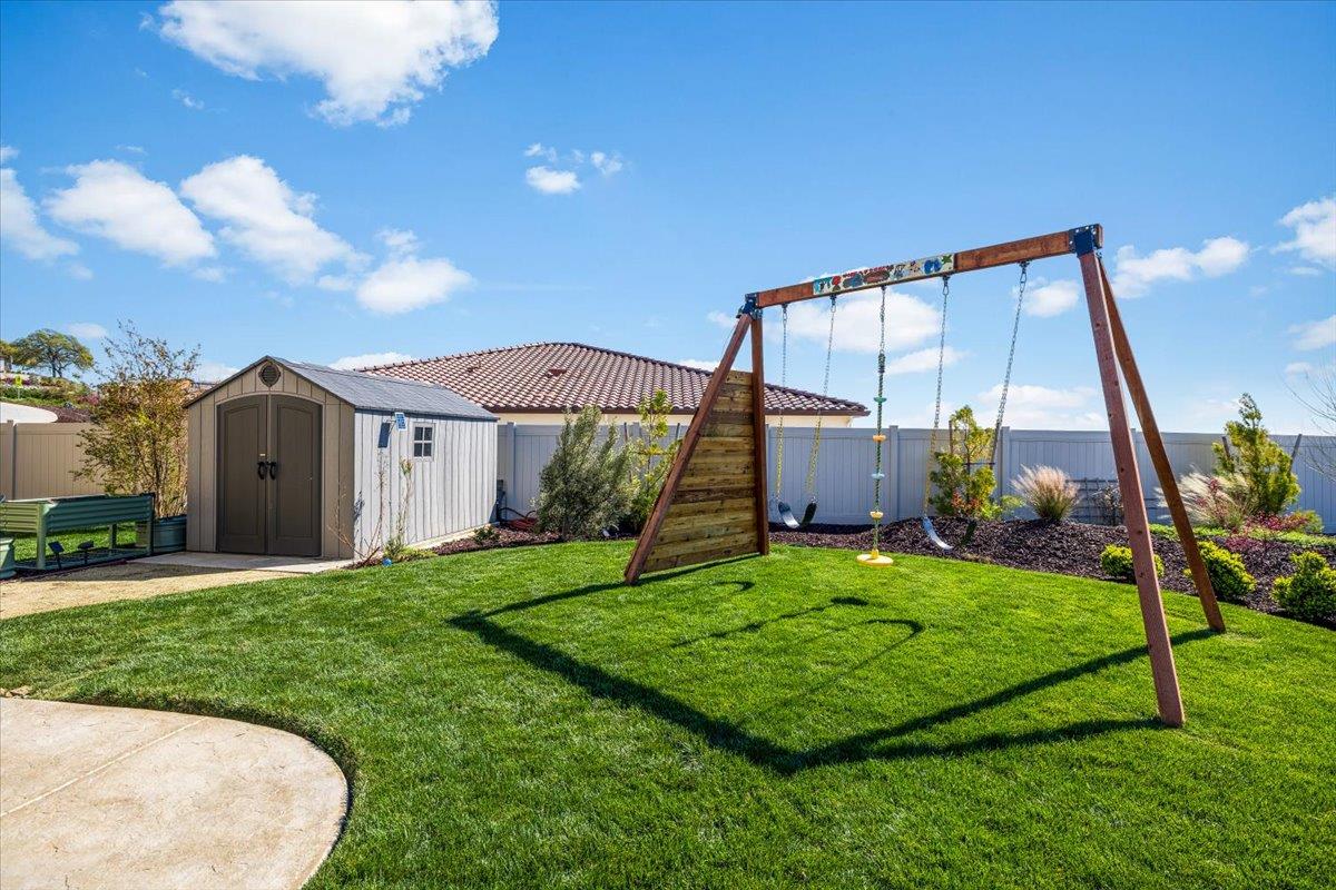 3004 Tierra De Dios Drive