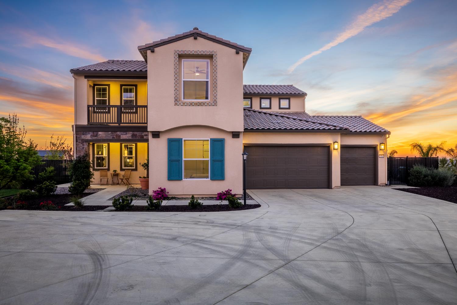 3004 Tierra De Dios Drive