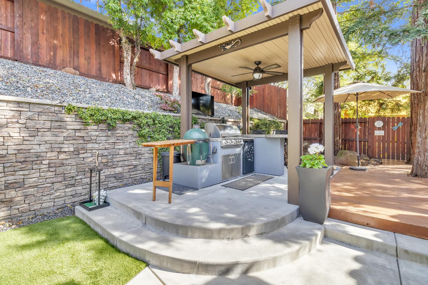 232 Silberhorn Drive