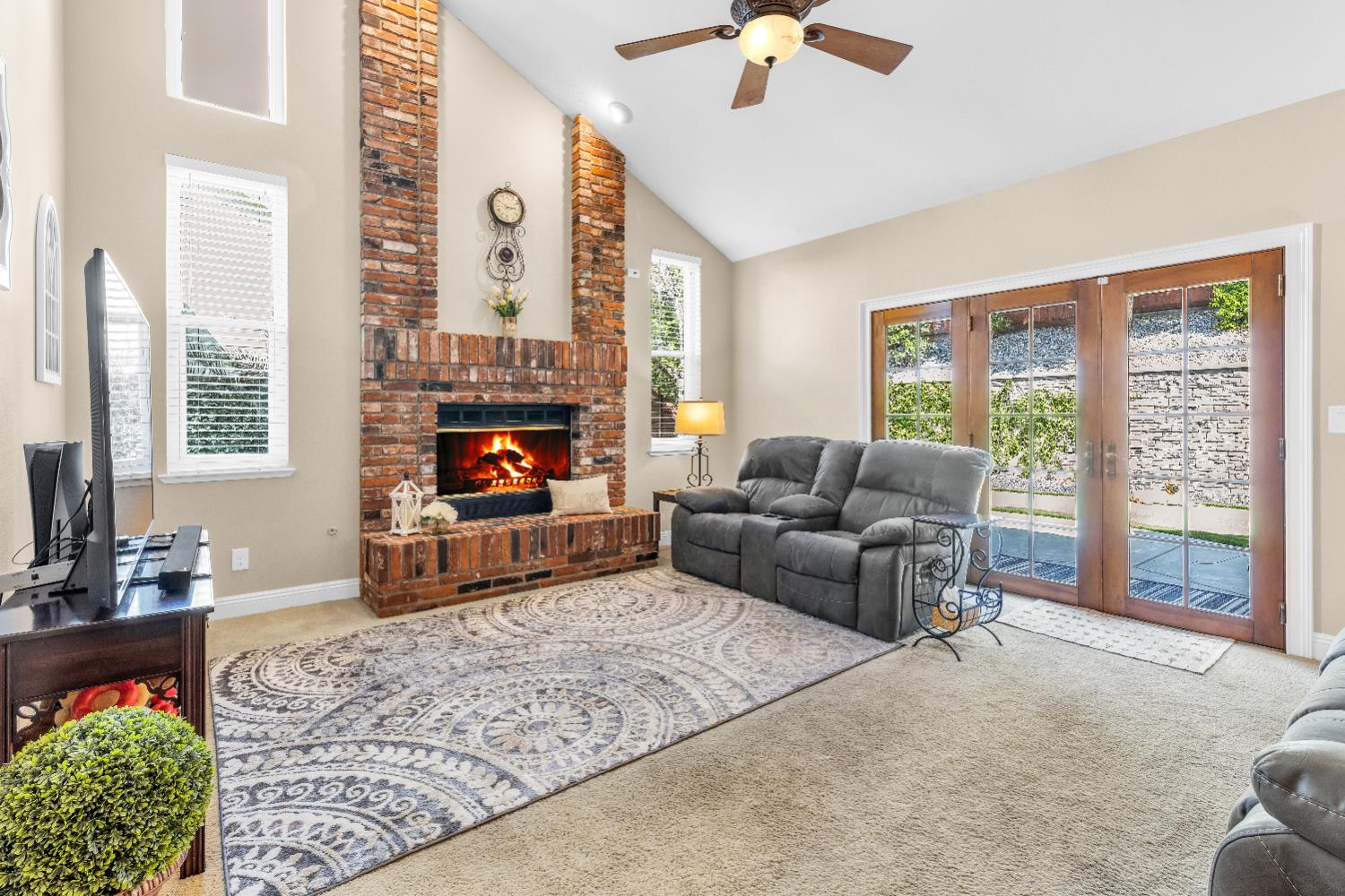 232 Silberhorn Drive