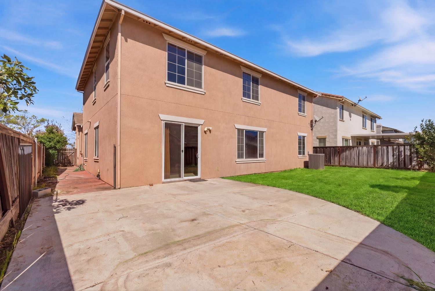 2153 Saddlebrook Way