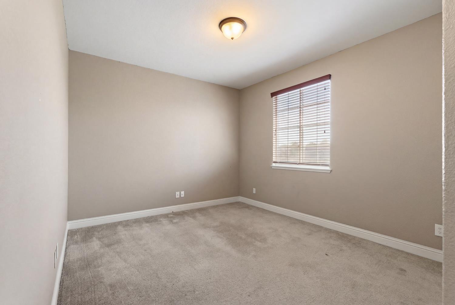 2153 Saddlebrook Way