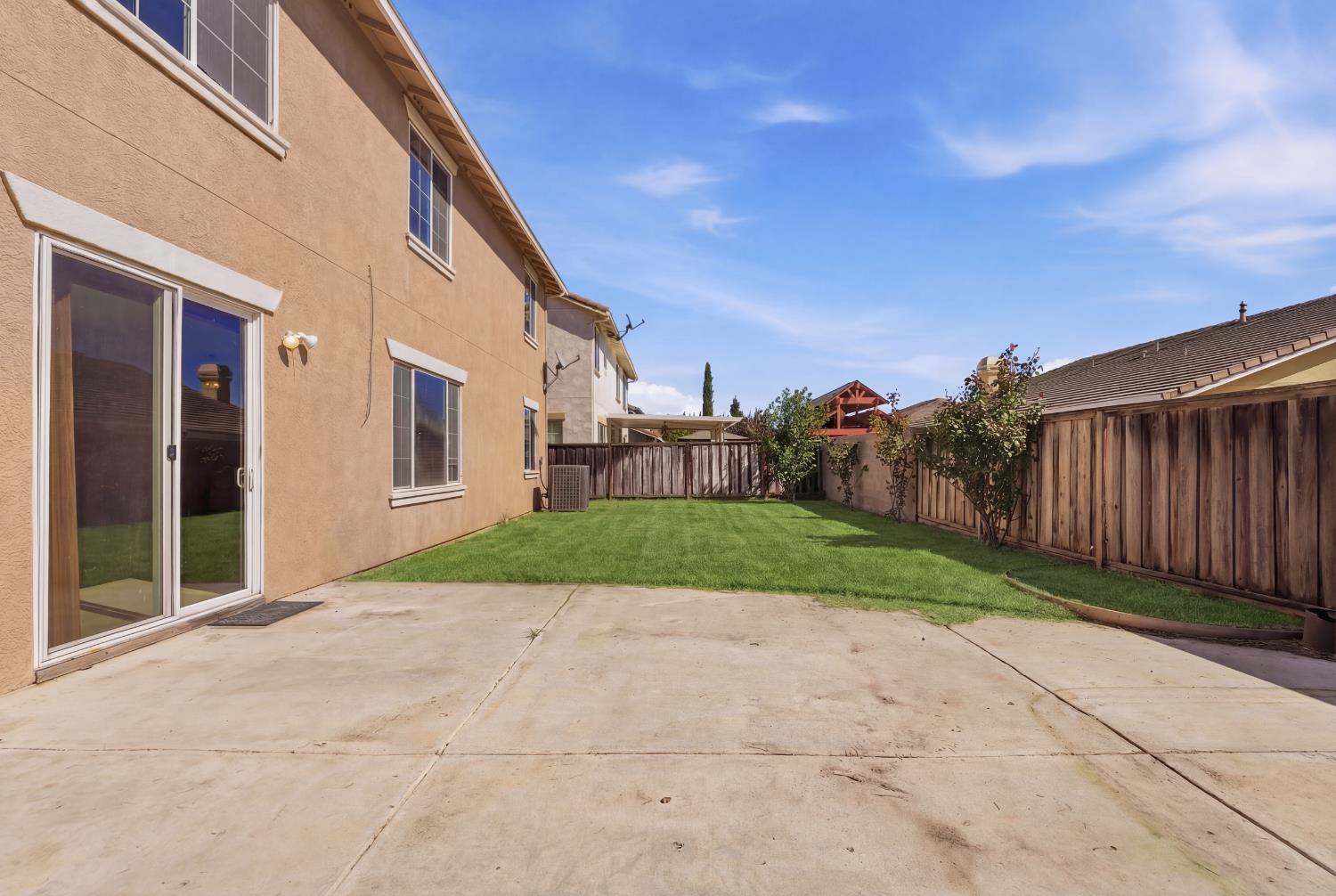 2153 Saddlebrook Way