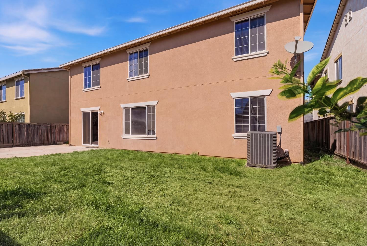 2153 Saddlebrook Way