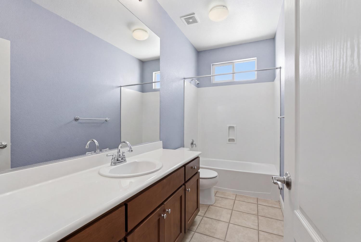 2153 Saddlebrook Way