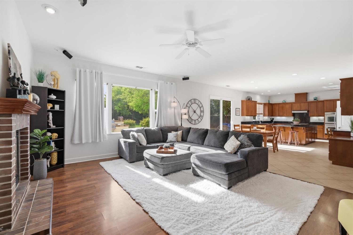 2100 Wyckford Boulevard