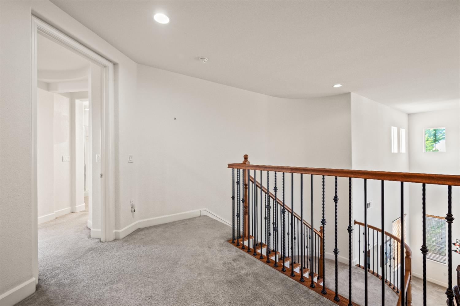 2100 Wyckford Boulevard