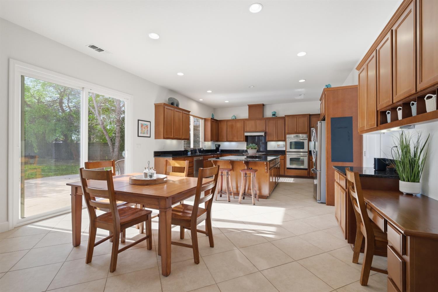 2100 Wyckford Boulevard