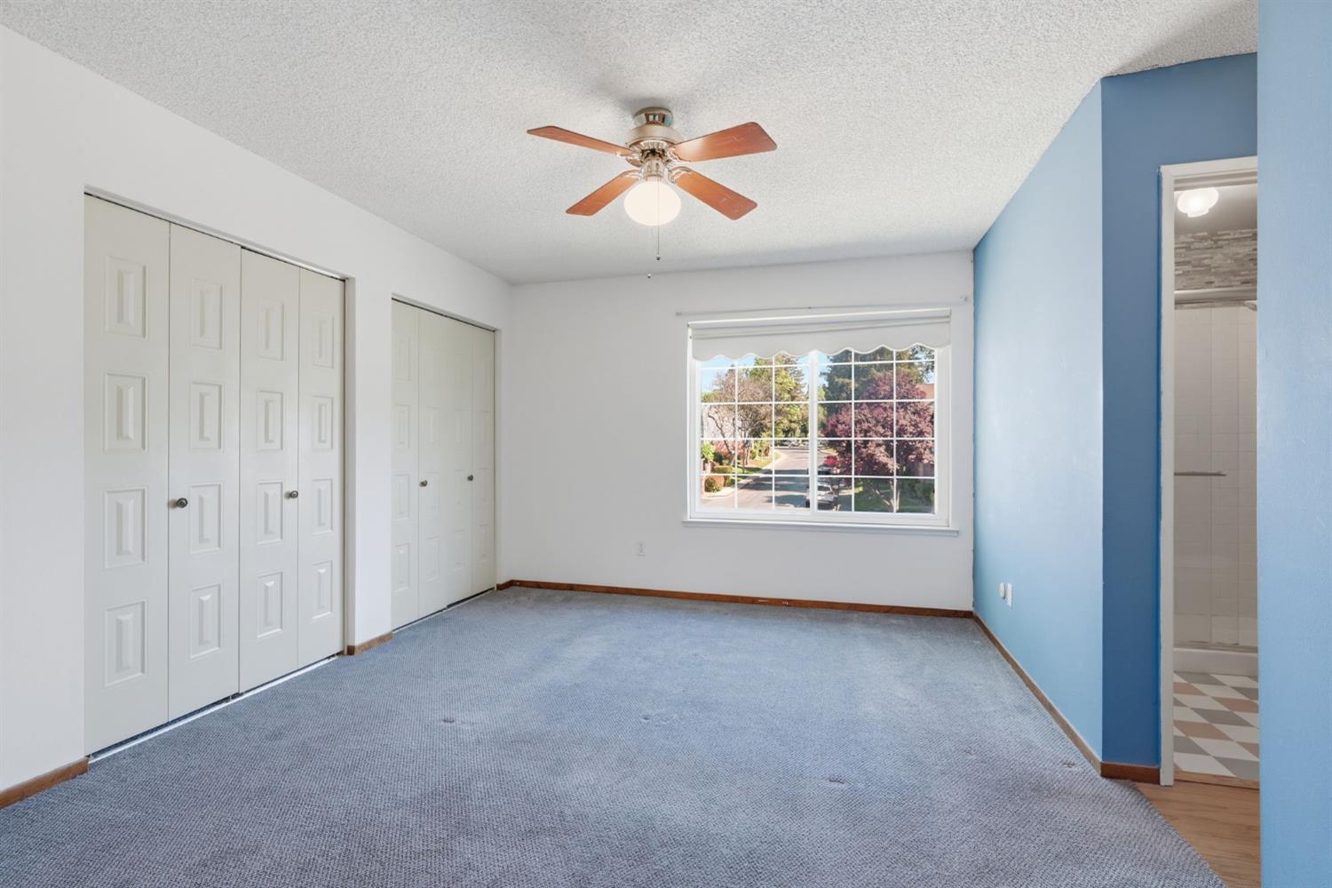 3923 Oak Villa Circle