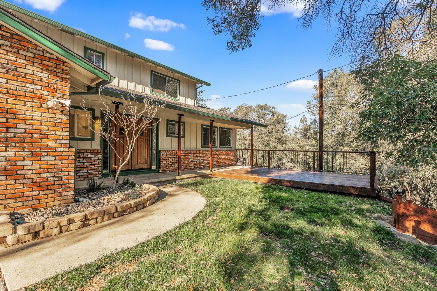 17780 Redberry Lane