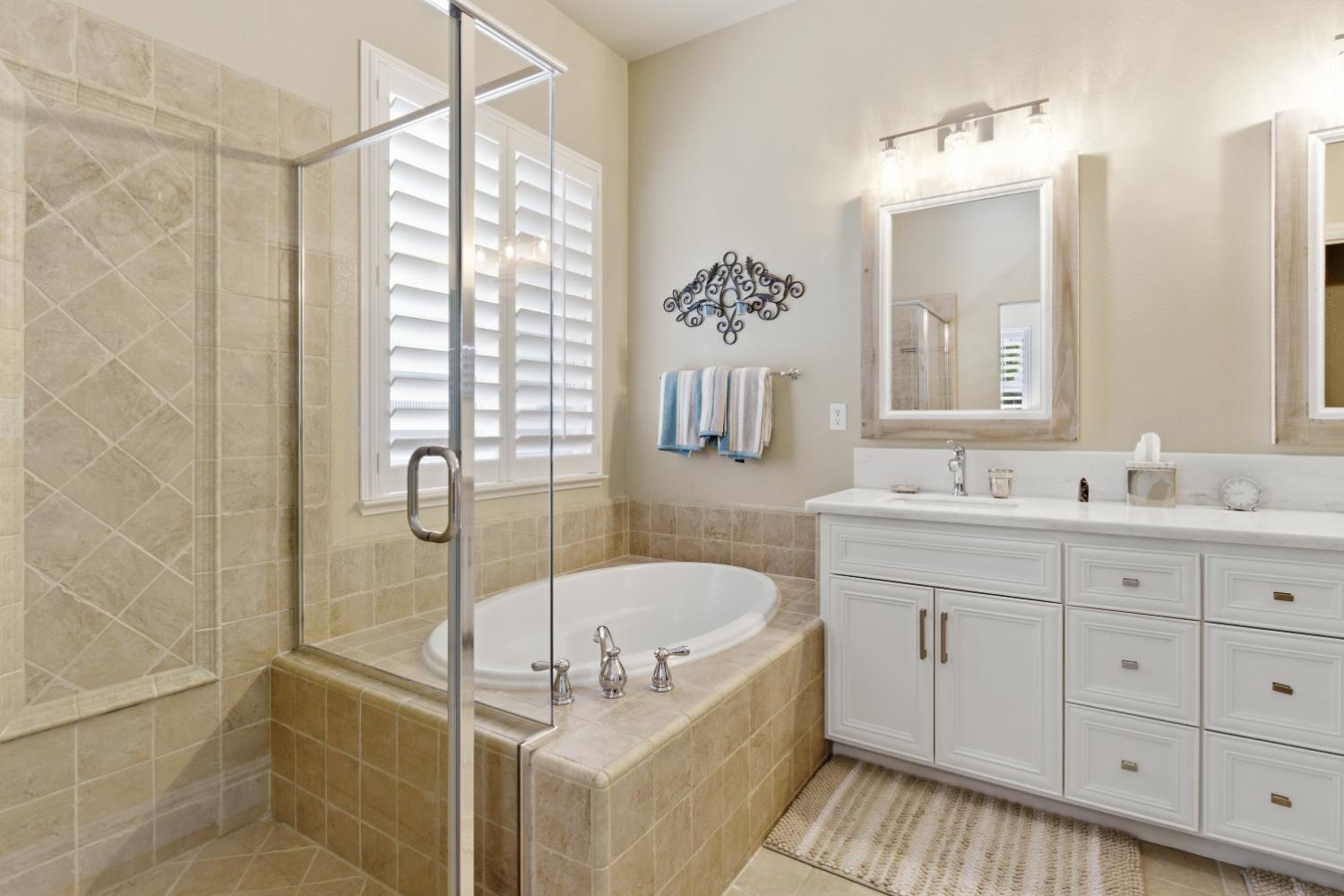 816 Hildebrand Circle