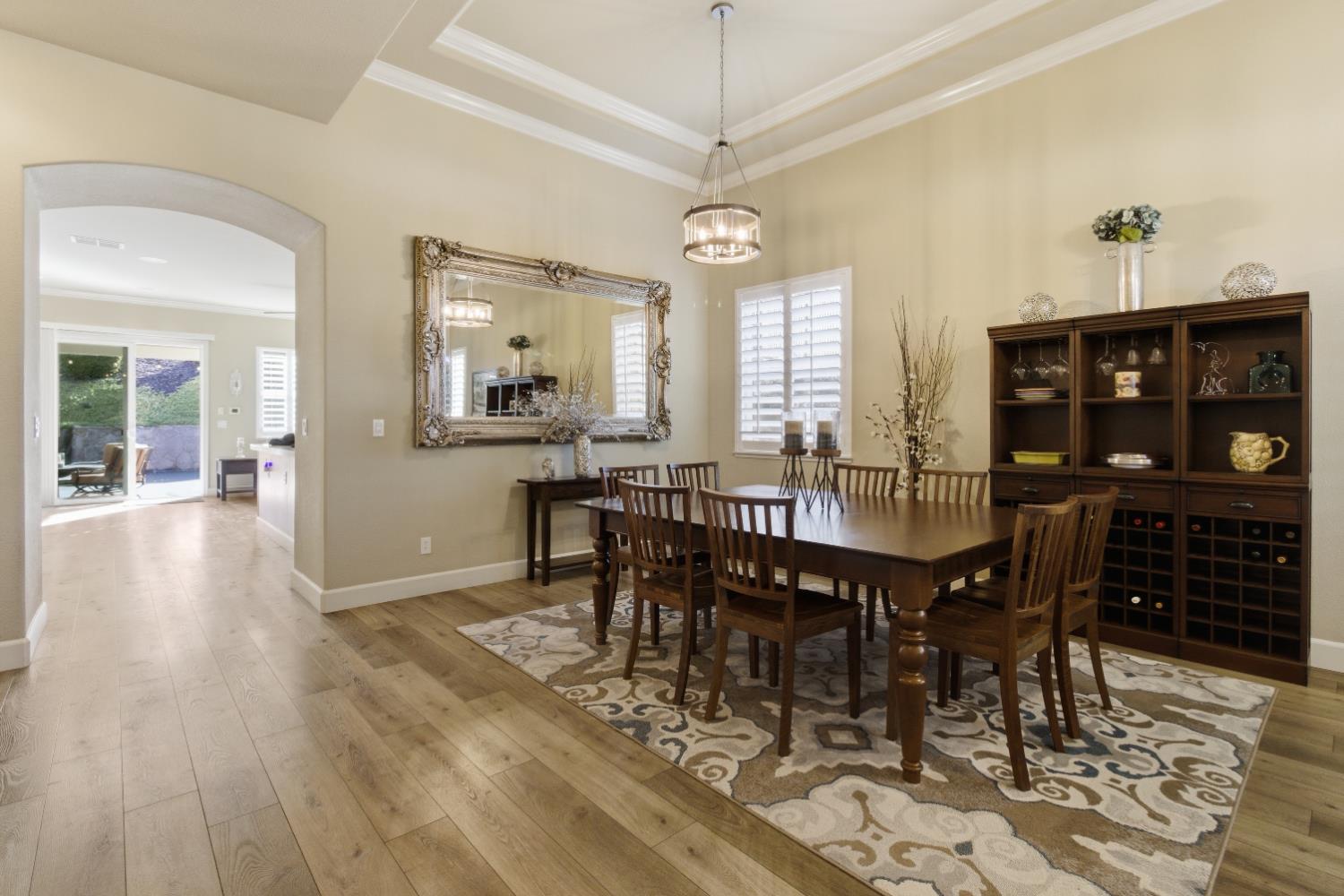 816 Hildebrand Circle