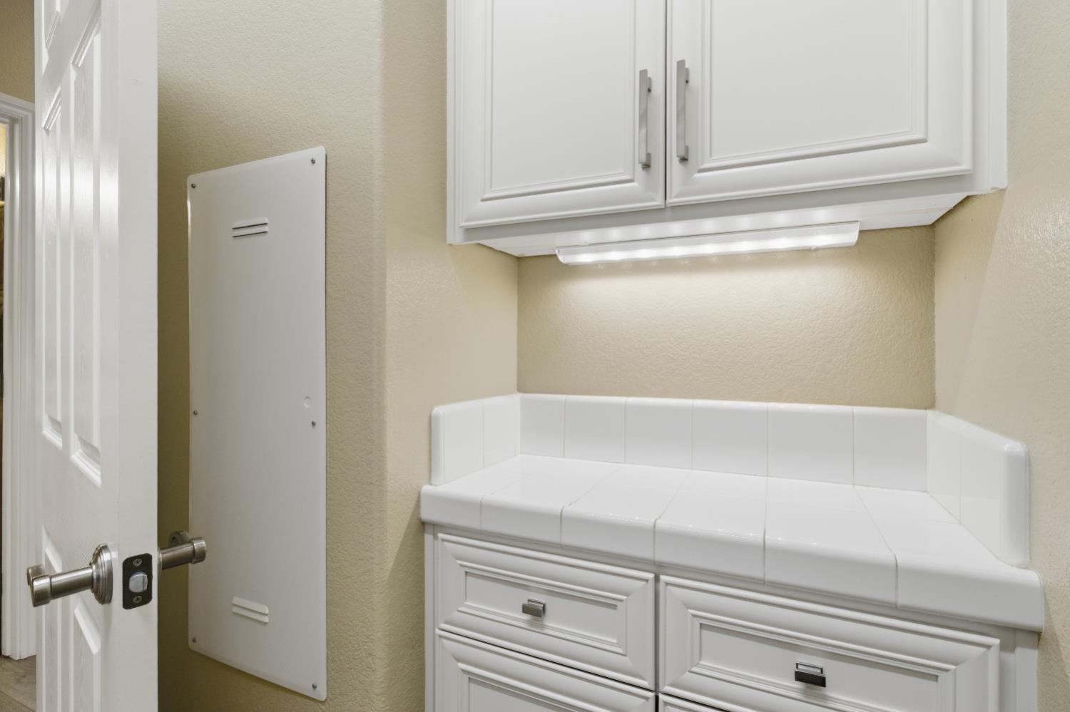 816 Hildebrand Circle