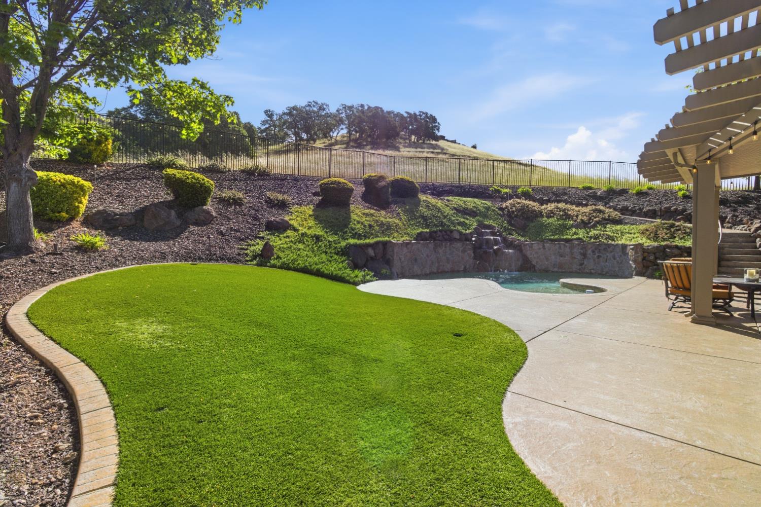 816 Hildebrand Circle