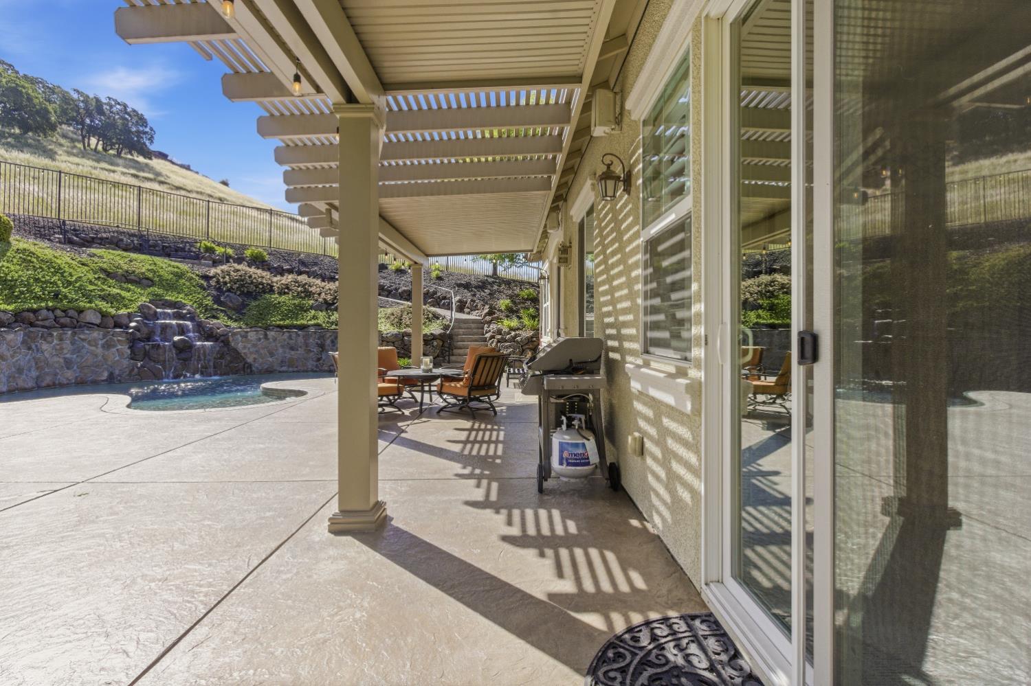 816 Hildebrand Circle