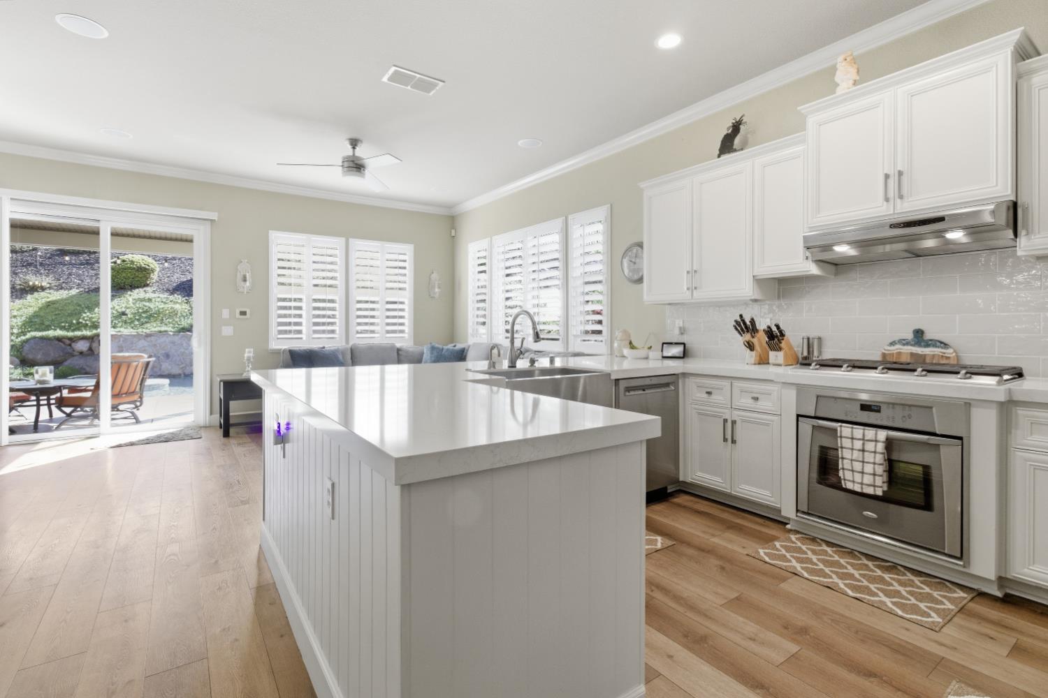 816 Hildebrand Circle