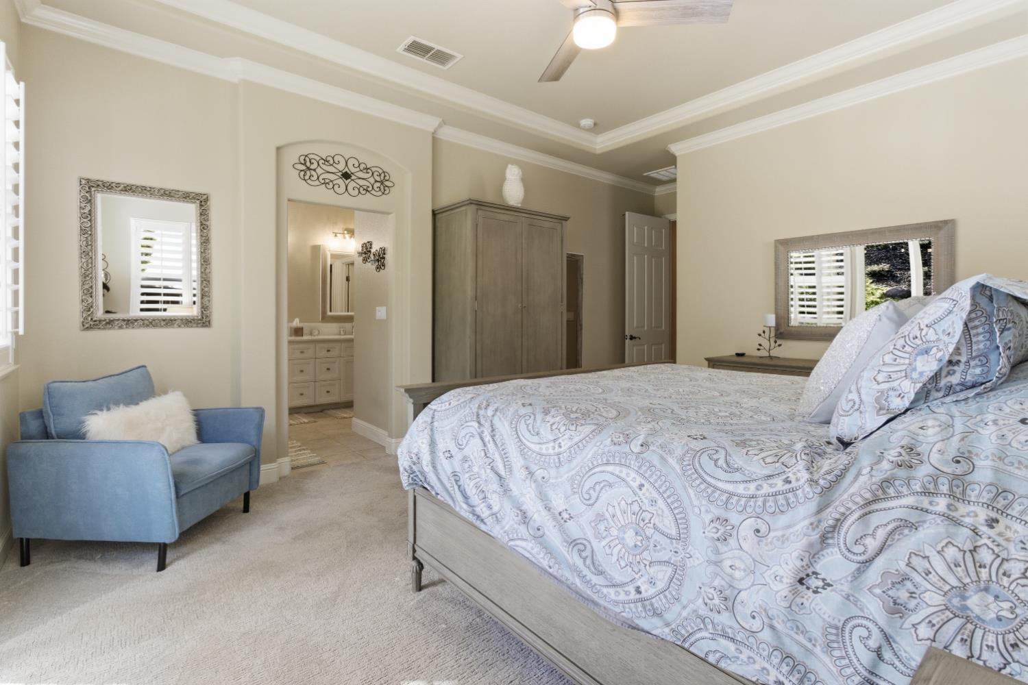 816 Hildebrand Circle