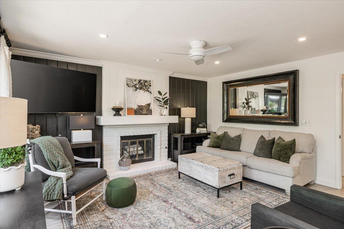 4440 Brisbane Circle