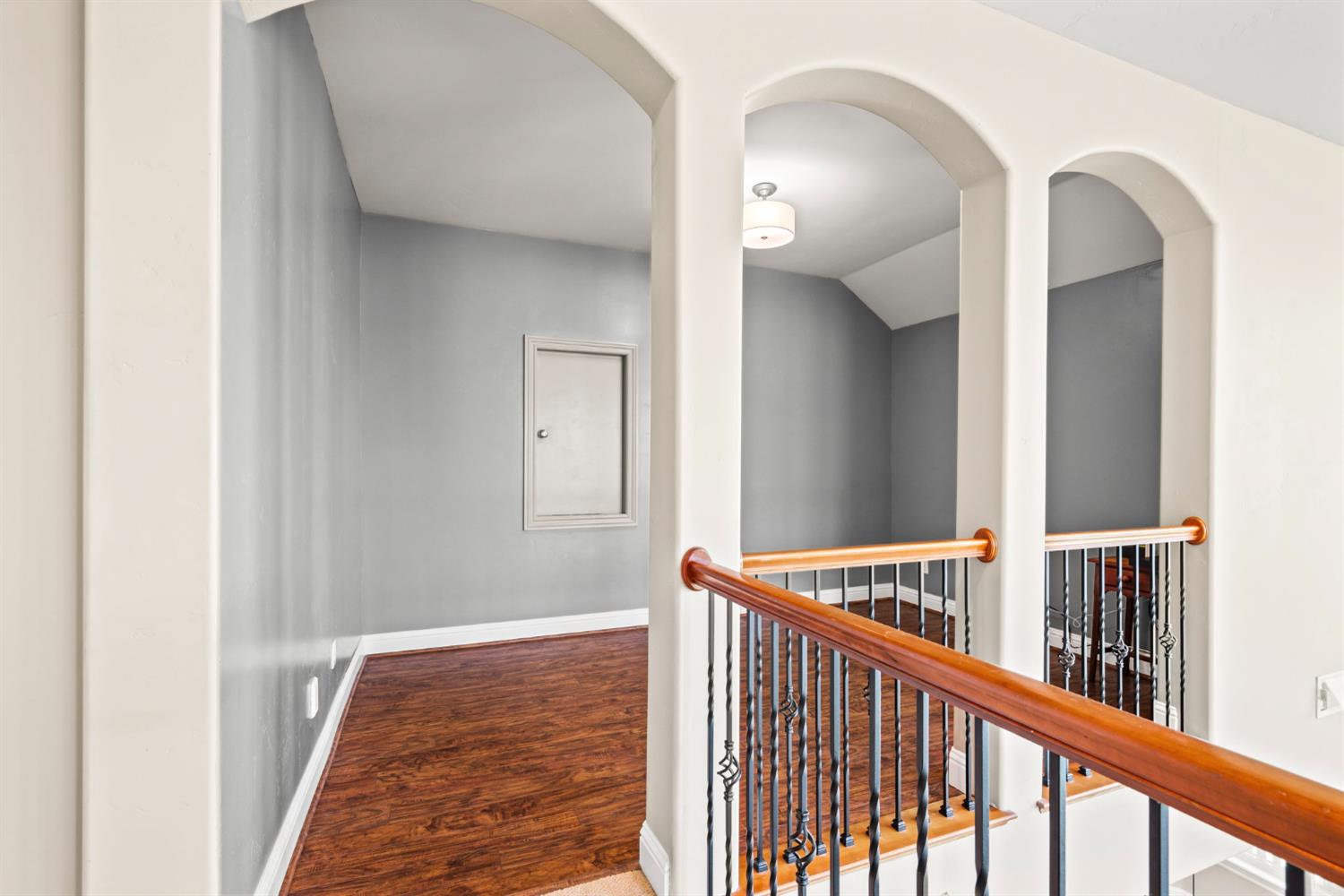 6439 Caddie Court