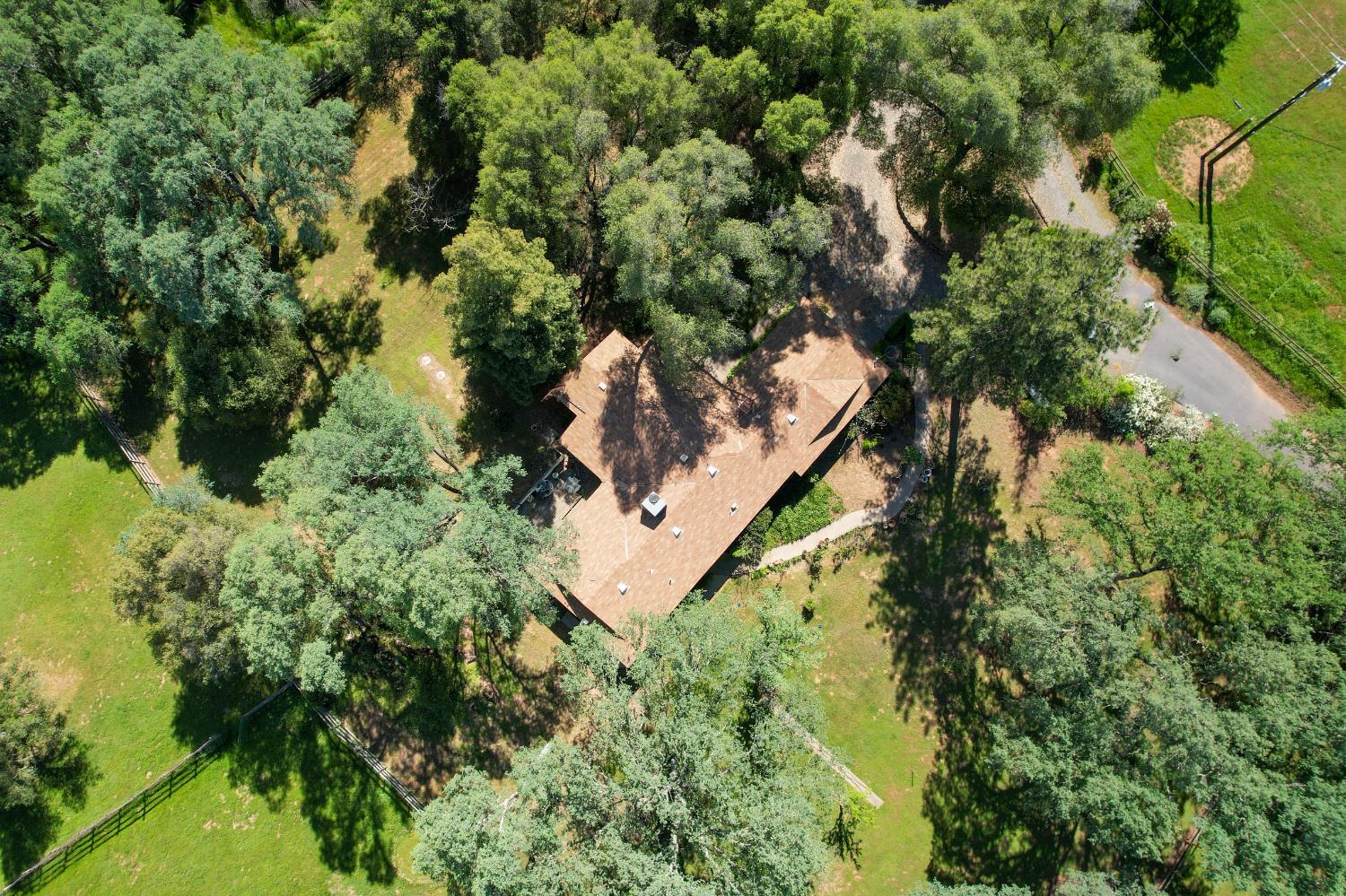 3840 Greenstone Road