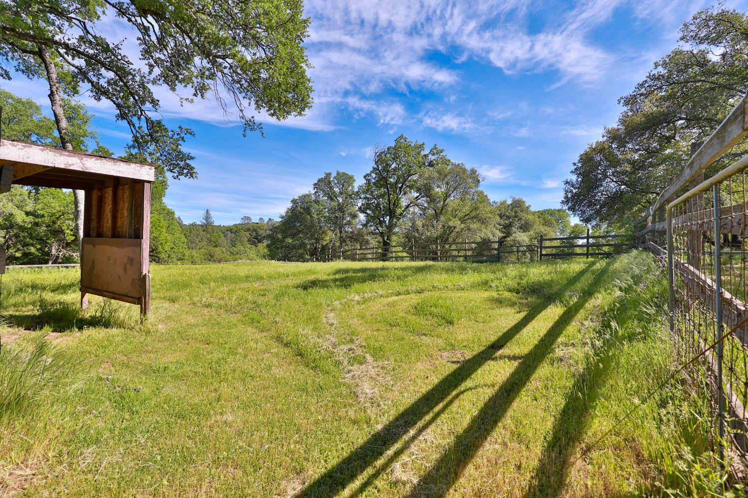 3840 Greenstone Road