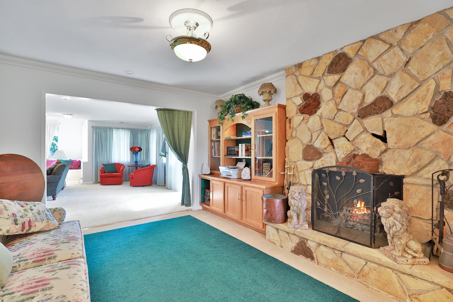 3840 Greenstone Road