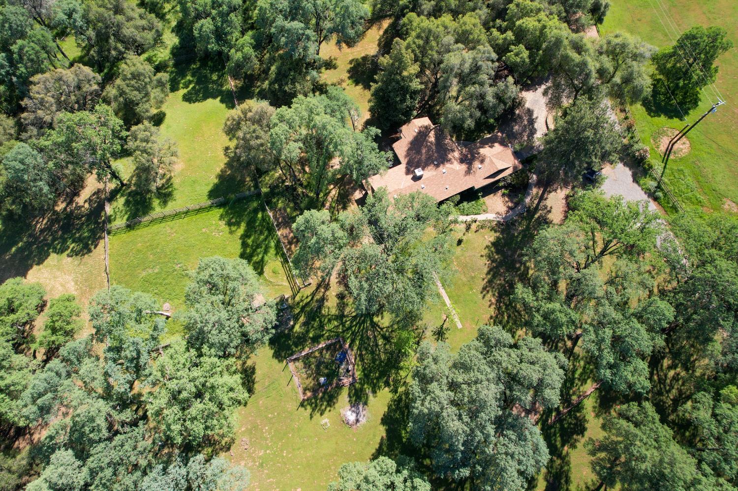 3840 Greenstone Road