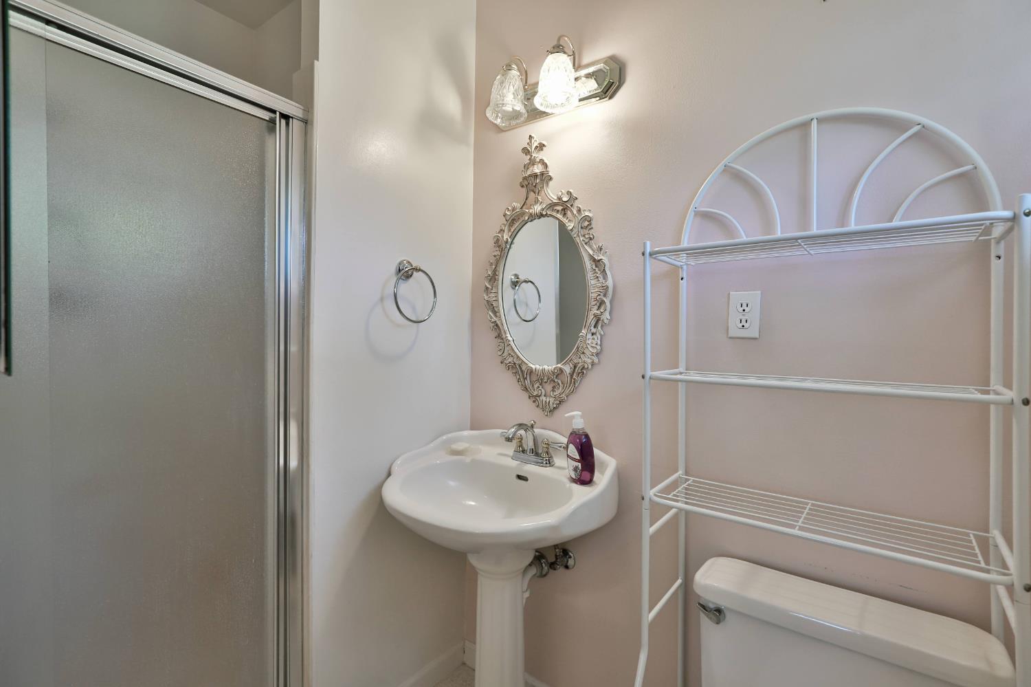 3840 Greenstone Road