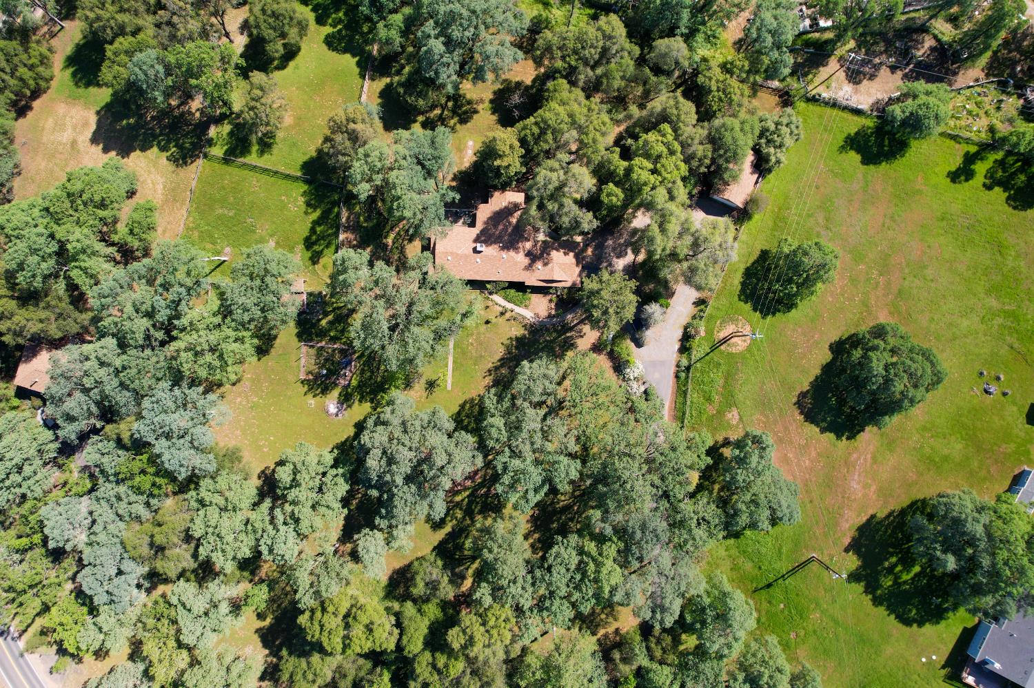 3840 Greenstone Road