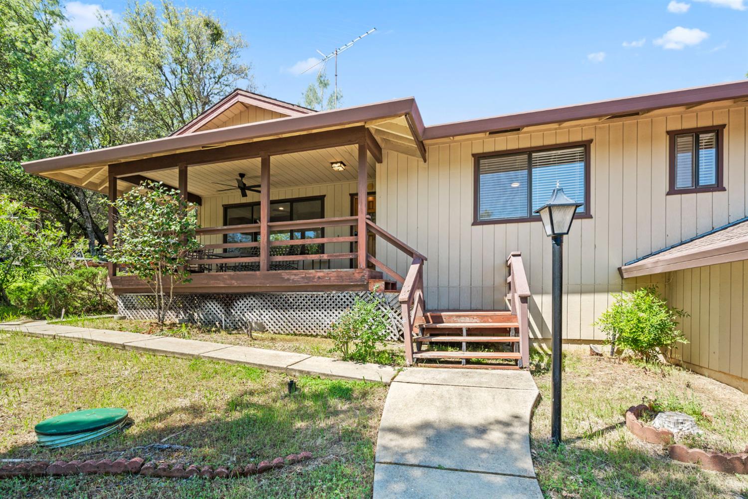 1575 American River Trail