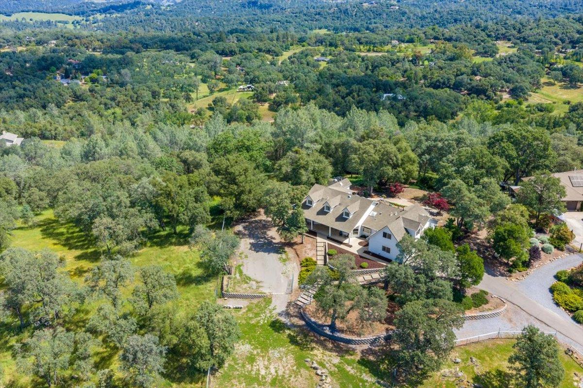 1200 W El Largo Drive