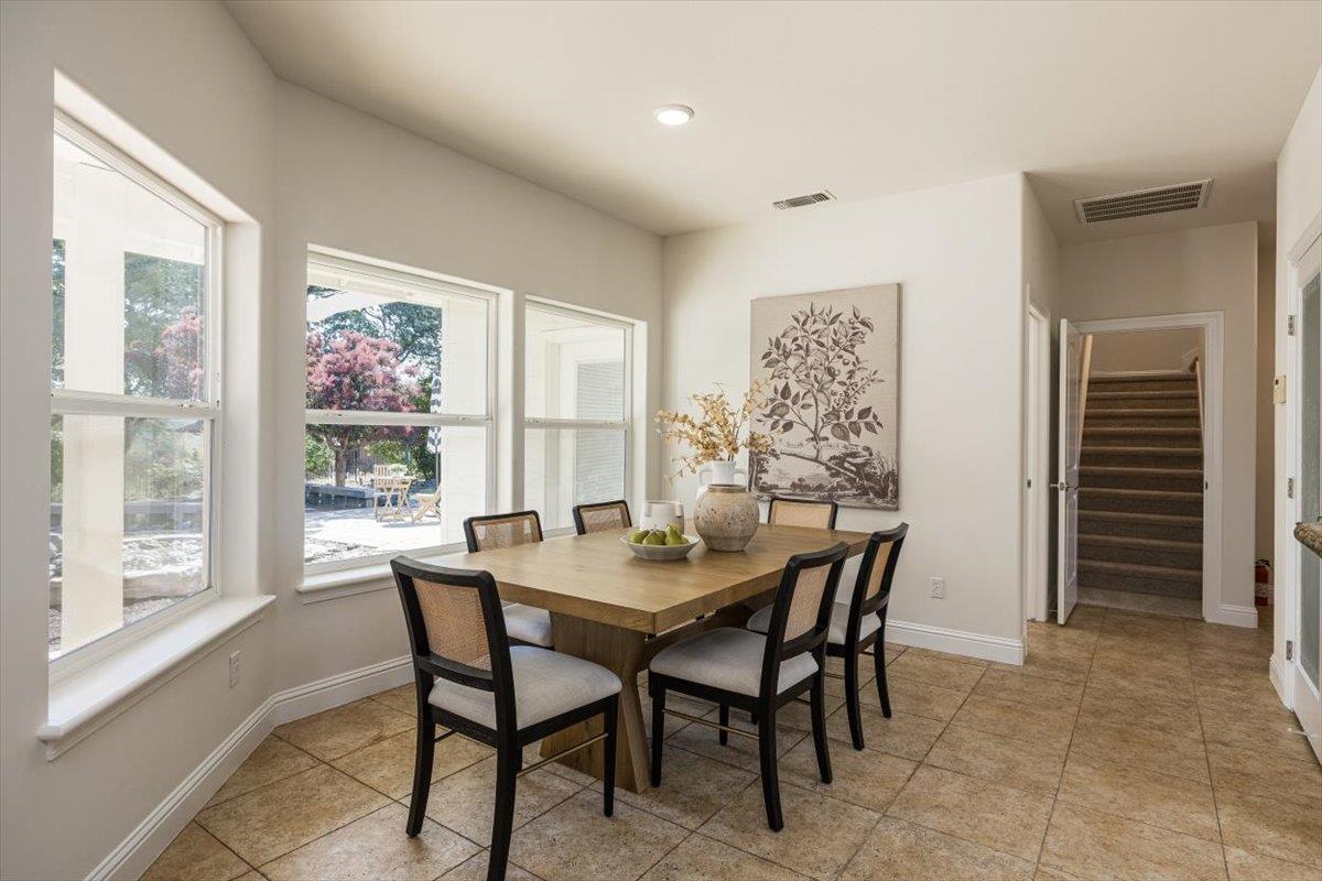 1200 W El Largo Drive